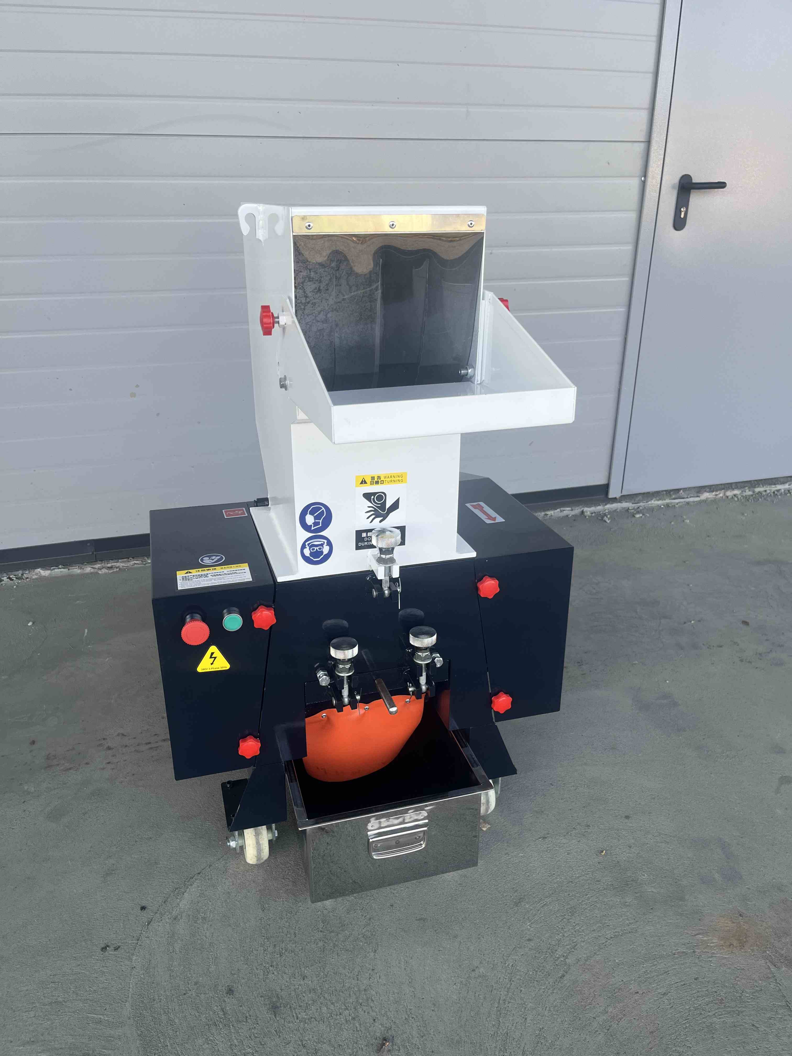 RiW960jn7Q.jpg