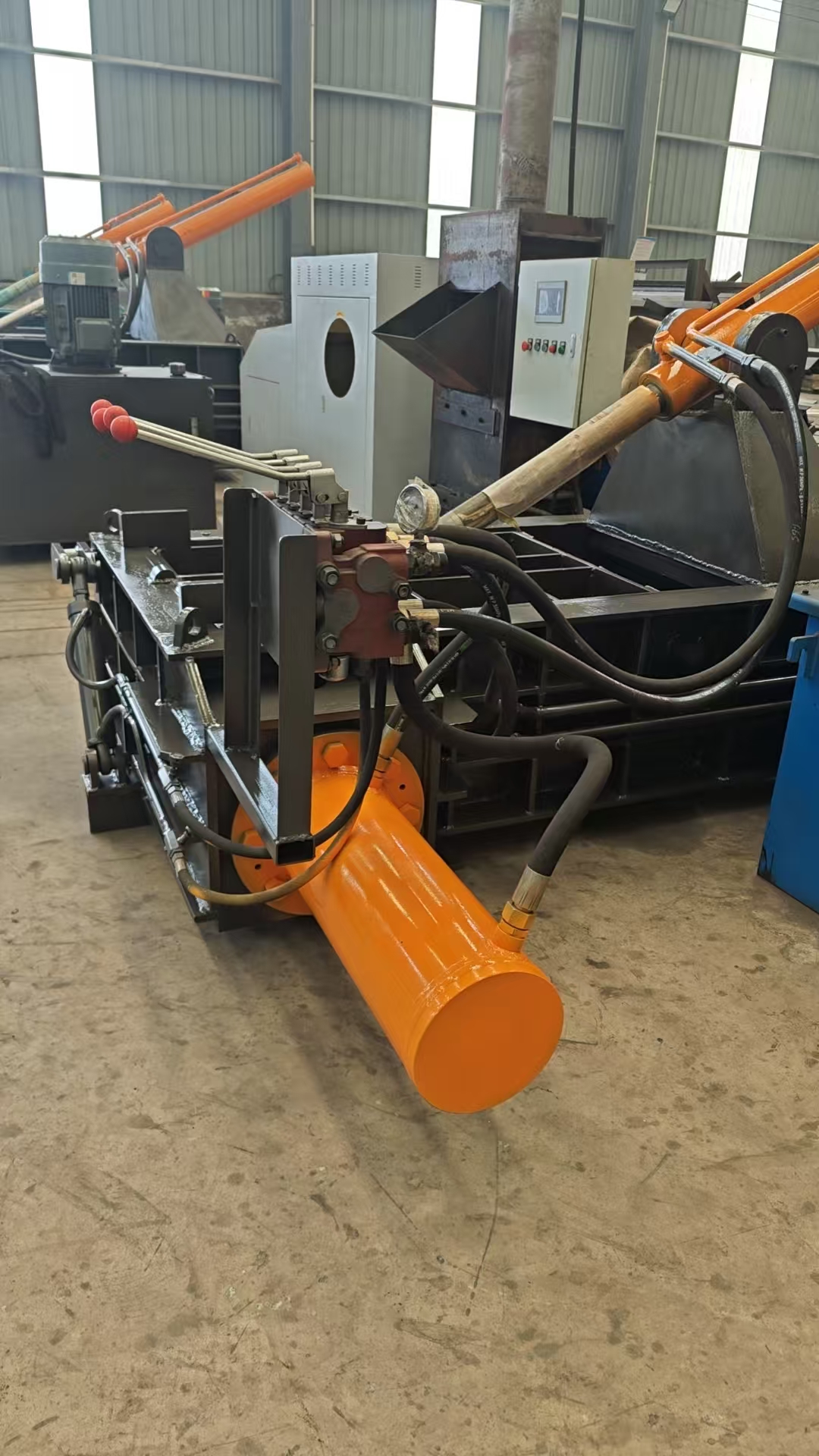 Zm6sENEg75.jpg